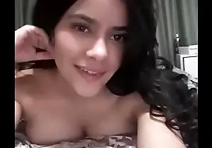Linda Scort delgada, de linda carita